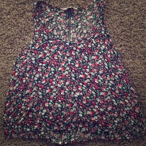 Calypso boutique tank